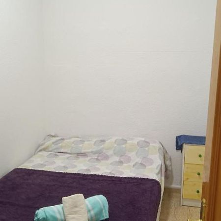 Habitacion Centrica Cerca De Gran Via Madrid Kültér fotó